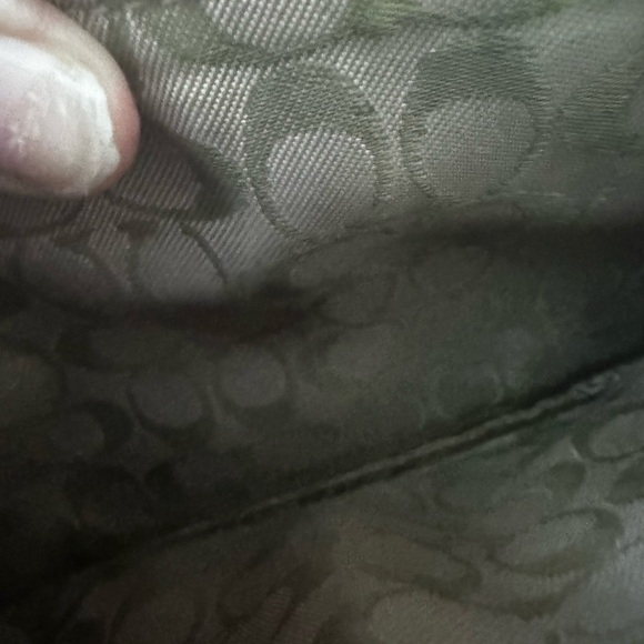 COACH Vintage Black Leather Zip Top Wristlet/Clutch with Contrast Stitching - Picture 3 of 6